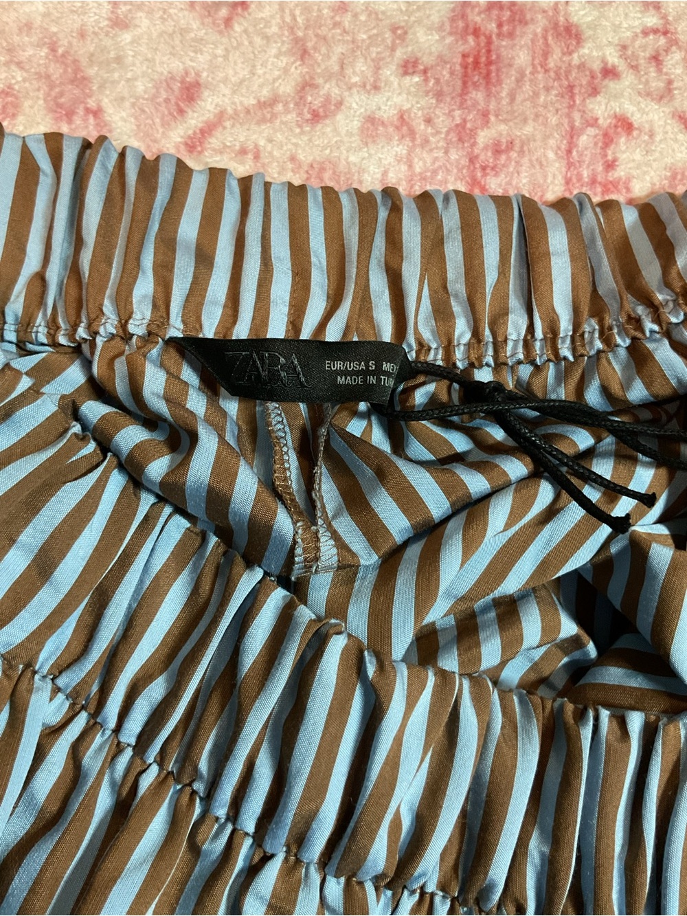 Zara Women Black and White Vertical-Stripe Jogger Pants - Picture 3 of 4